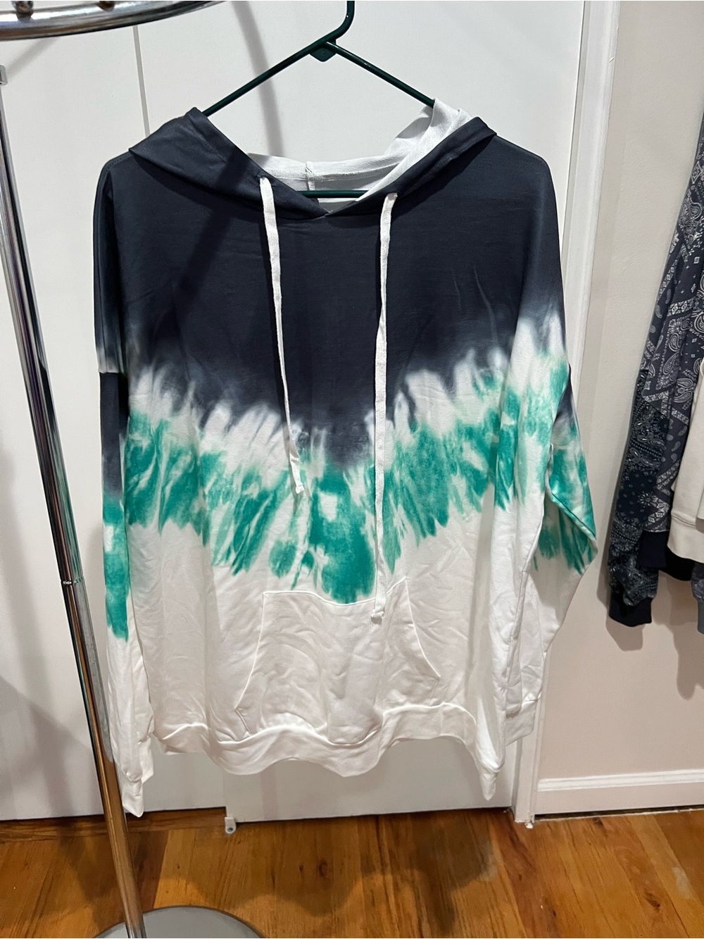 Tie-Dye Hooded Pullover Sweatshirt - Green/Black/White